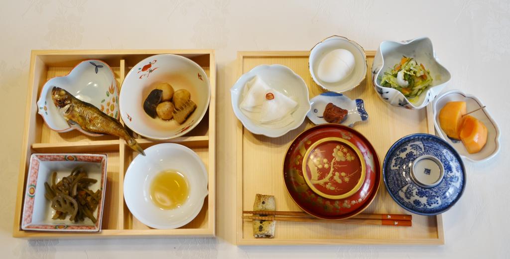 朝食の１例 Breakfast Traditional Japanese cooking